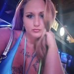 Rachel Click - @queenraerae85 - Instagram