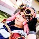 Rachel Crouch - @spindrift_cosplay - Instagram