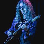 Rachel Dover🎸 - @racheldovermusic - Instagram