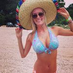 Rachel Gerald - @dosida559 - Instagram