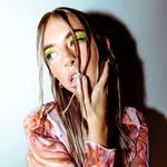 ᕙ(⇀‸↼‶)ᕗ - @rachel.graff - Instagram