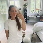 Esmaralda Rachel Raymond Groth - @esmaralda.raymond - Instagram