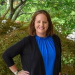 Rachel Roberts-Lakes - @lakesrr - Instagram