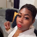 Rachel Janay | Divine Vessel, God’s Messenger 🗣️ 🙏🏾 - @iamracheljanay - Instagram