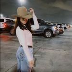 Rachel Garrison (Poe) - @rach_thebesttwinever - Instagram