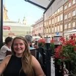 Rachel Rayburn - @travelingwithtwolittles - Instagram