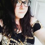 Rachel Tyner - @aye.ray.ray.90 - Instagram