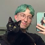 Rae Bartlett - @queerwithamullet - Instagram