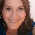 Leya Stefanski - @rae_of_sunshine_flowers - Instagram