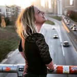 Wallis Rae - @wallis_rae - Instagram
