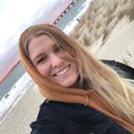 Rae Webb - @raewebbbb - Instagram