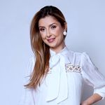 Rafaela Corona - NOVA VENÉCIA/ES - @atelierafaelacorona - Instagram
