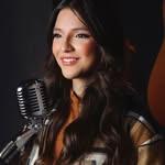 Rafaela Dias - @cantorarafaeladias - Instagram