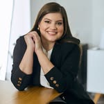 Rafaela Rossi Assmann - Ginecologista e obstetra em Maringá - @rafaelarossiassmann - Instagram