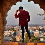 Ŕãhûļ Öbéřõî - @oberoi7074 - Instagram