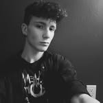 Raine Hall - @l0kicha0s - Instagram
