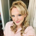 Rainey Wright - @landofkitsch - Instagram