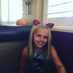 Ramona Bates - @ramoji2008 - Instagram