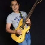 Randolph R. Pérez - @randolph.guitarplayer - Instagram