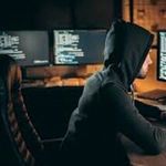@hacker_randy - Instagram