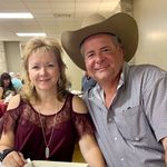 Randy & Tricia Hickman - @diamondhrtranch - Instagram