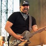 Randy Houser - @privaterandyhouser - Instagram