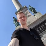 Raphael Baumgarten - @raffi.baum - Instagram
