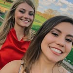 Raquel & Lilly - @closetttsalllee - Instagram