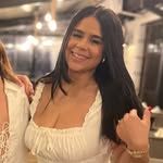 Raquel Nelson - @kellyroam - Instagram