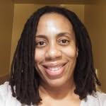 Raquel Ocasio - @sellingallthestuff - Instagram