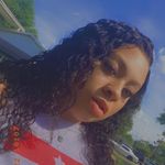 Raven Young - @beautifullyraee - Instagram