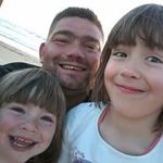 raymond lavigne - @raymond.lavigne - Instagram