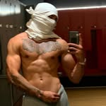 Raymond Bird - @hellraiser879 - Instagram