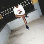 Raymond Curry Jr. - @puia.vemai - Instagram