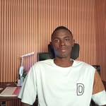 Raymond Houetchenou - @raymondhouetchenou - Instagram