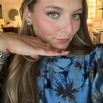Caroline - @theraymondpost - Instagram