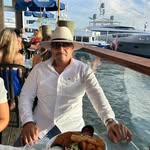 Raymond Santa Quintero - @raychoa - Instagram