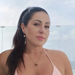 Rebecca - @rebeccabartolo - Instagram