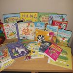 Rebecca Dutton - @beccasbooknest - Instagram