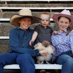 Bec Ebert - @rebecca.ebert.12 - Instagram