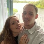 Rebecca Everett - @reverett64 - Instagram