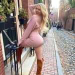 Amelia Willson - @rebecca_kyle_2709 - Instagram