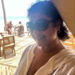 Rebecca Landers - @rebeccanlanders - Instagram