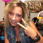 Rebecca Landers - @landers1471 - Instagram