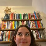 Rebecca - @rebeccareads_books - Instagram