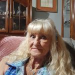 Rebecca Samples - @rebeccasamples246 - Instagram