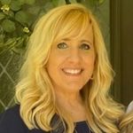Rebecca Moreau Simonson - @beckys170 - Instagram
