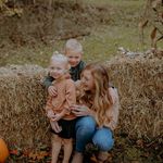Rebecca - @rebeccastclair - Instagram