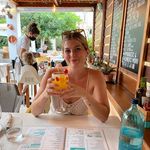 Rebecca Wright - @rebeccawrighty - Instagram