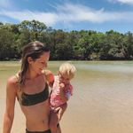Rebekah Atkinson - @mummatreads - Instagram